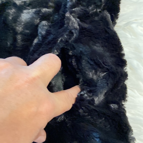 The North Face Two side Vest extremely beautiful black color BNWOT - Picture 11 of 17